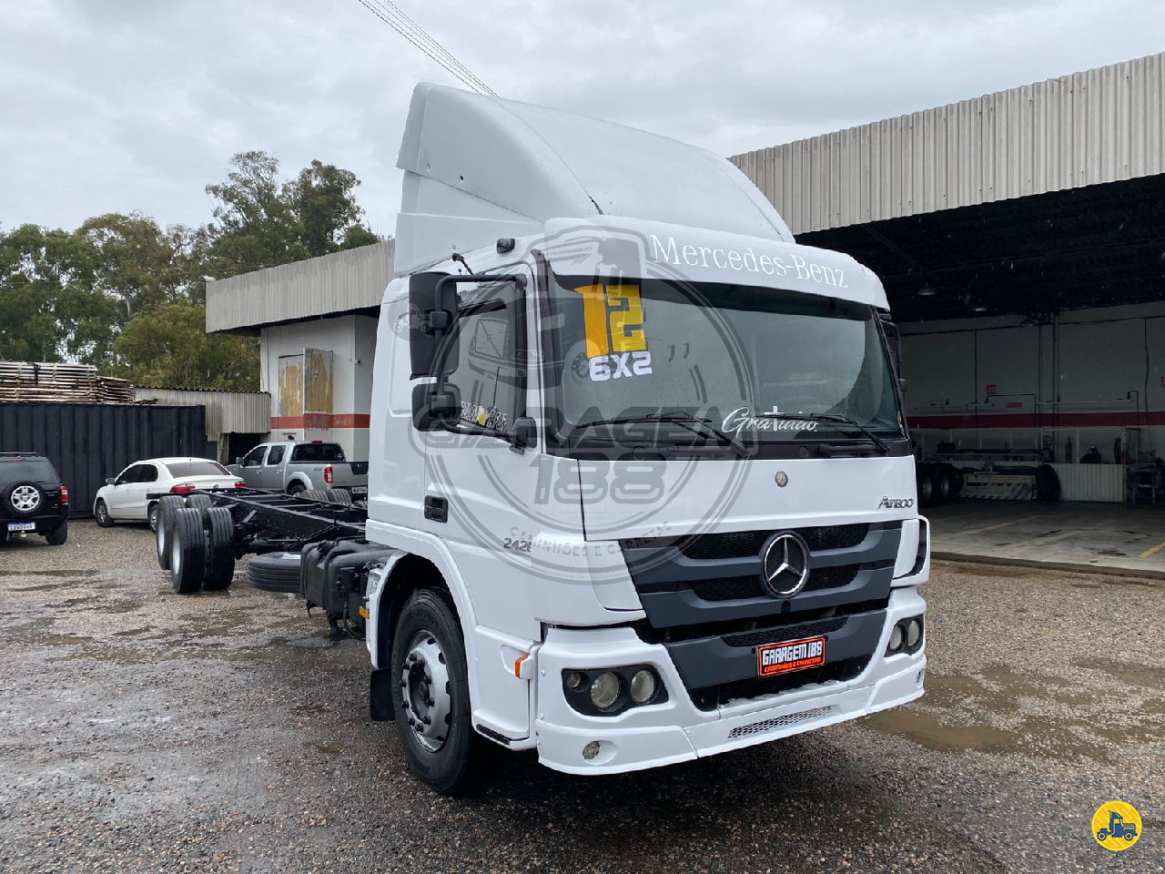 CAMINHAO MERCEDES-BENZ MB 2426 Chassis Truck 6x2 Garagem 188 Caminhões CURITIBA PARANÁ PR